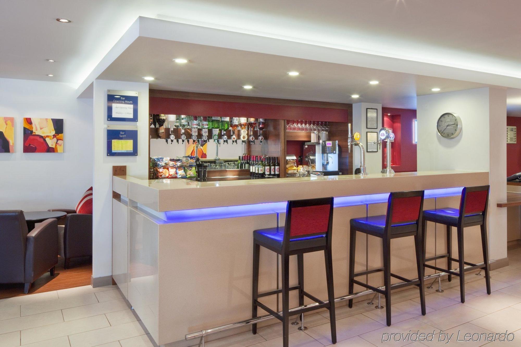 Holiday Inn Express Exeter East By Ihg מראה חיצוני תמונה