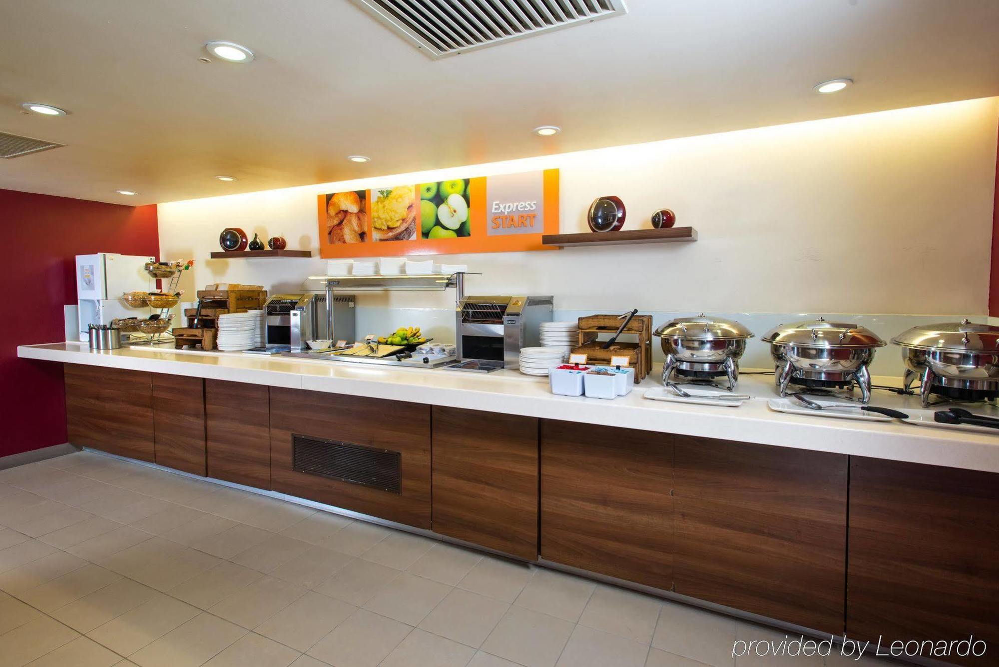 Holiday Inn Express Exeter East By Ihg מראה חיצוני תמונה