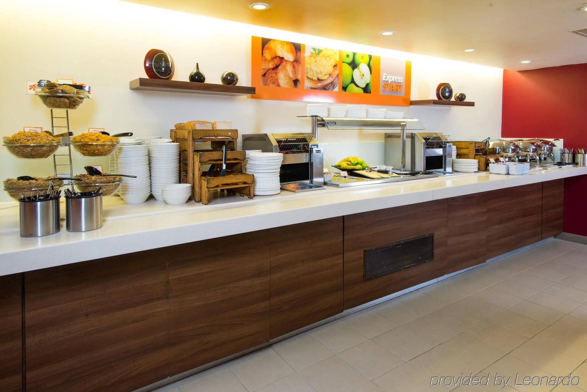 Holiday Inn Express Exeter East By Ihg מראה חיצוני תמונה